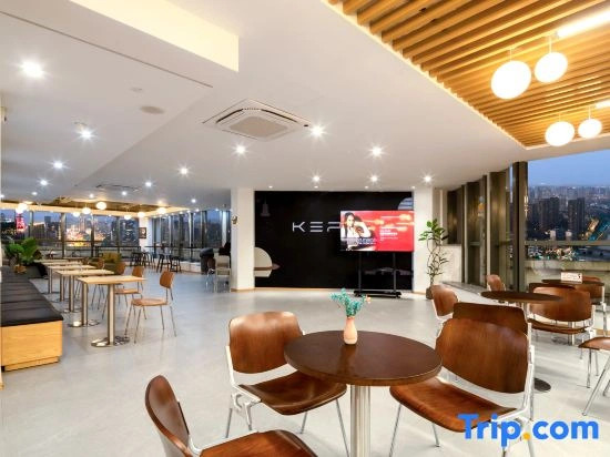 Kepler Planet Youth Hostel (Hangzhou Wulin Square Baoshanqiao Metro Station)