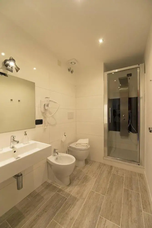 So&Leo Guest House
