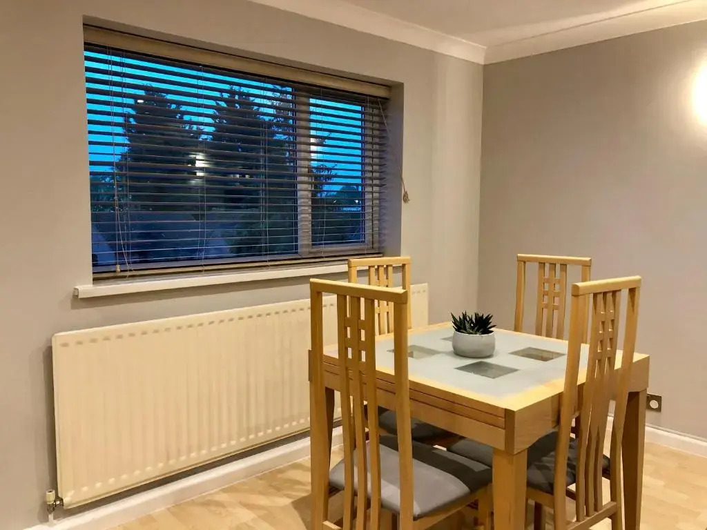AB - Top floor 2 bed modern town centre apartment with parking for one vehicle