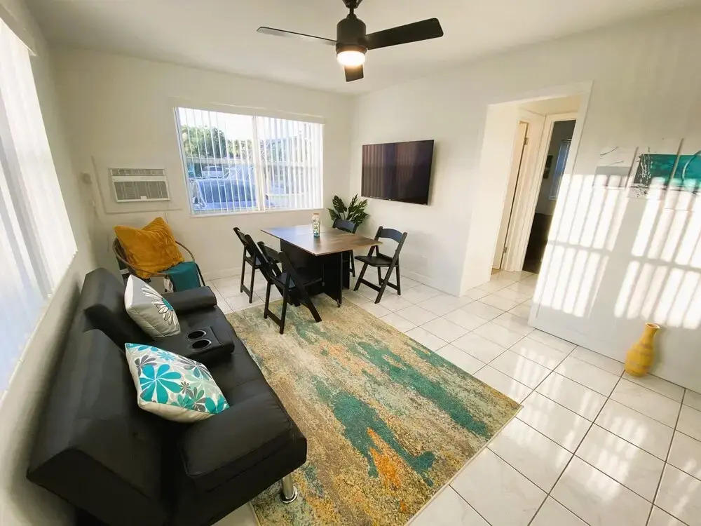 Pompano Beach Delight Retreat 5' Beach