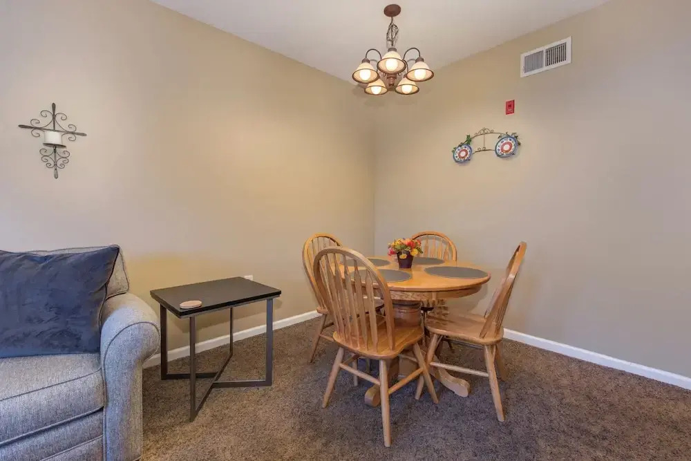Colonial Crest Condo Unit #113