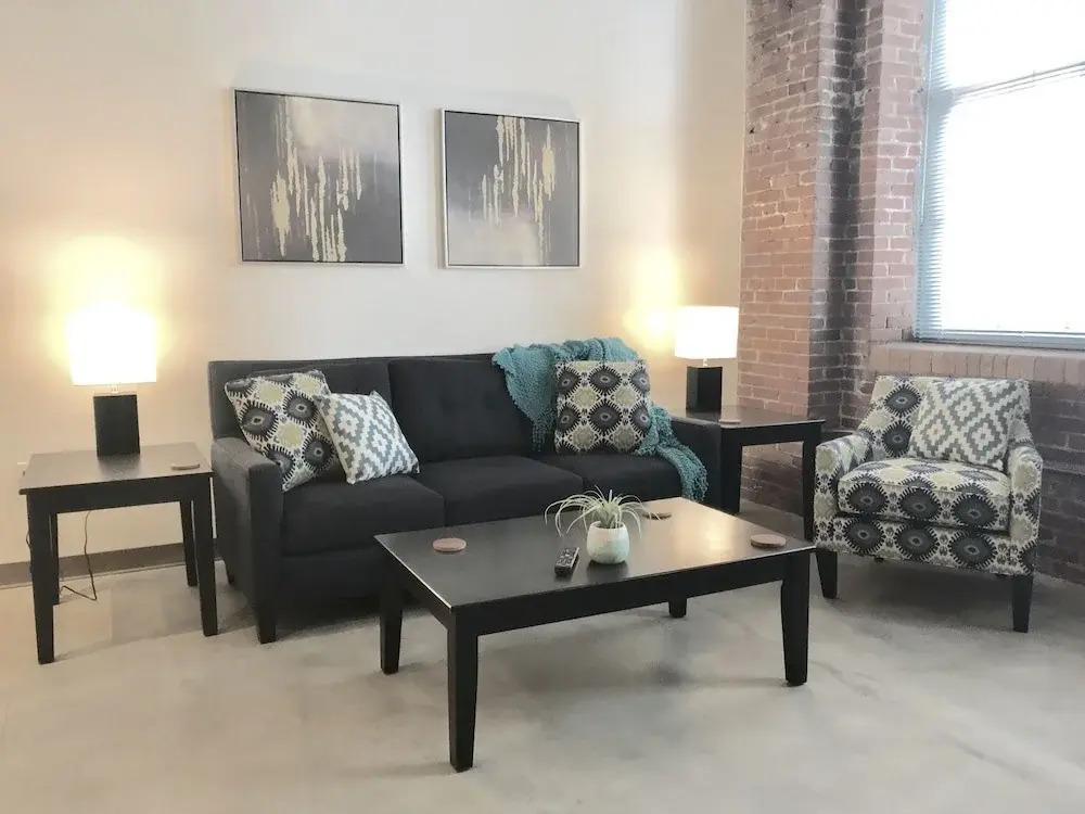 Apartments-Stay Smart Strip District