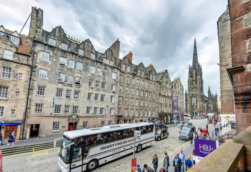 Ultimate Location! Royal Mile 1-bed