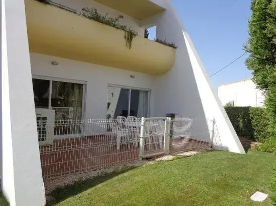 Cardeira Holiday Apartments