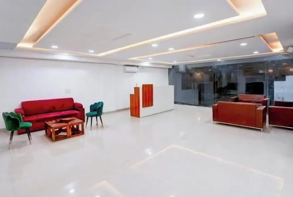 Radiant Blu Hotel