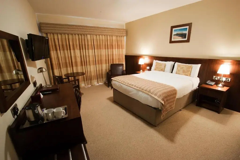 Strandhill Boutique Hotel Lodge and Suites