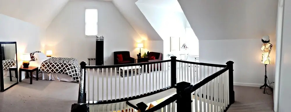 Applause Guest House