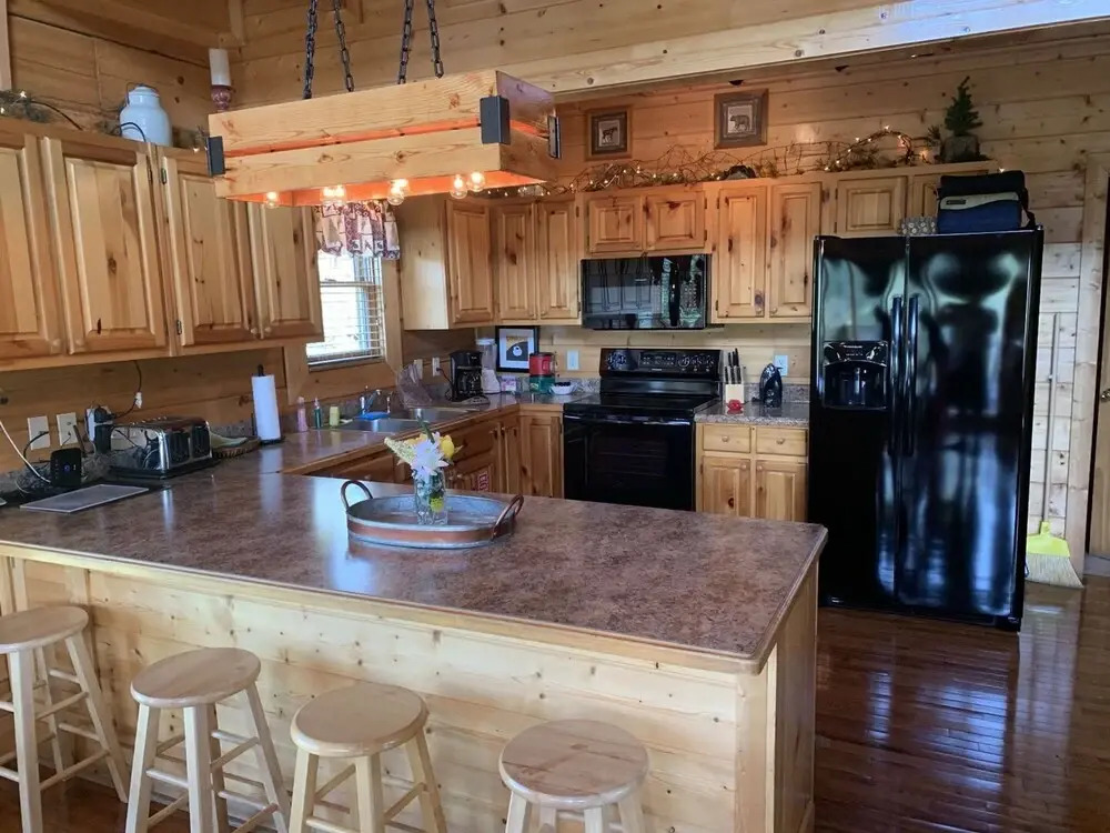 Simply The Best by Heritage Cabin Rentals