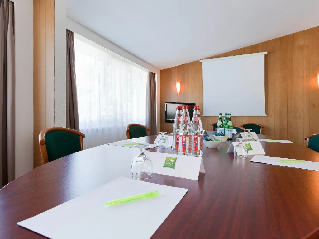 ibis Styles Mâcon Saint Albain La Salle (ex all seasons)