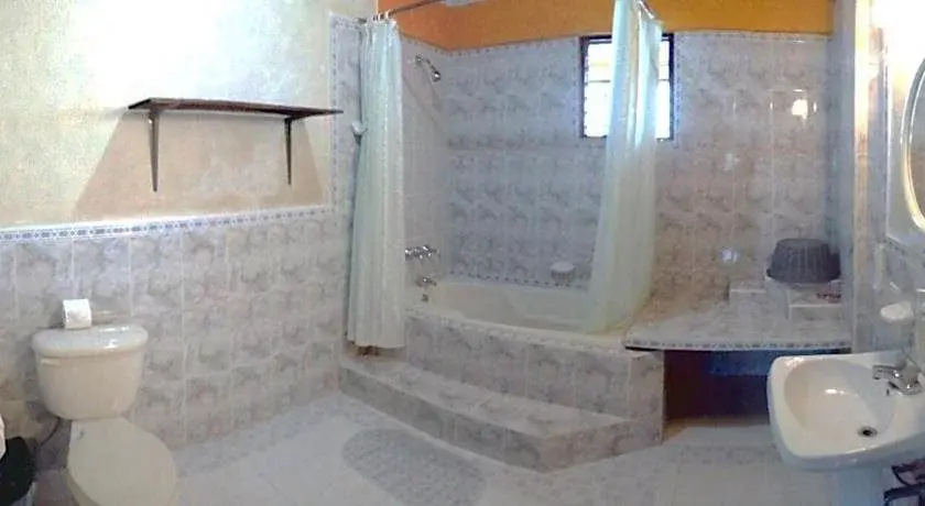 Hotel Tiosh Abaj