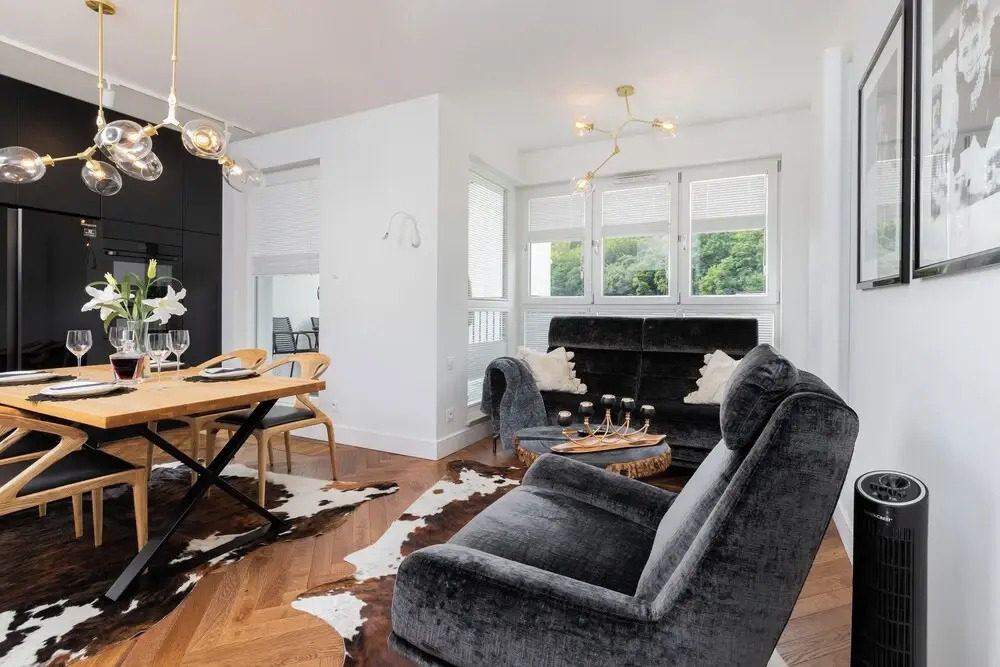 Stylish Apartment by Renters Prestige