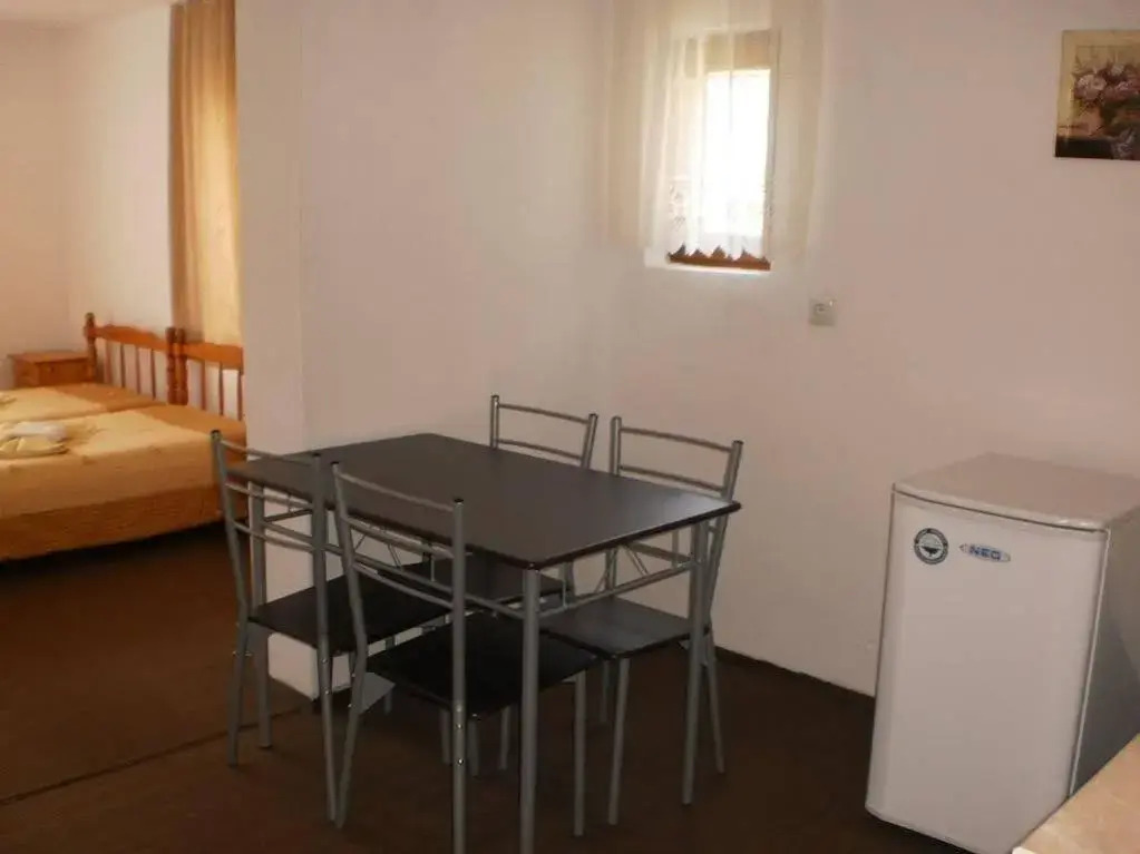 Ivet Guest House