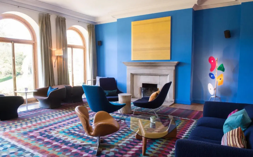 Cowley Manor Experimental