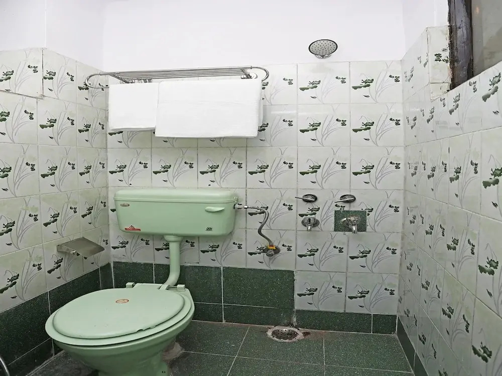 OYO 11854 Hotel Comfort