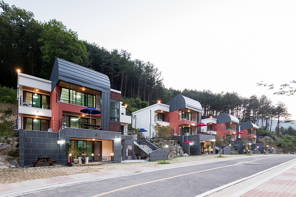 Yoninsan Spring Resort