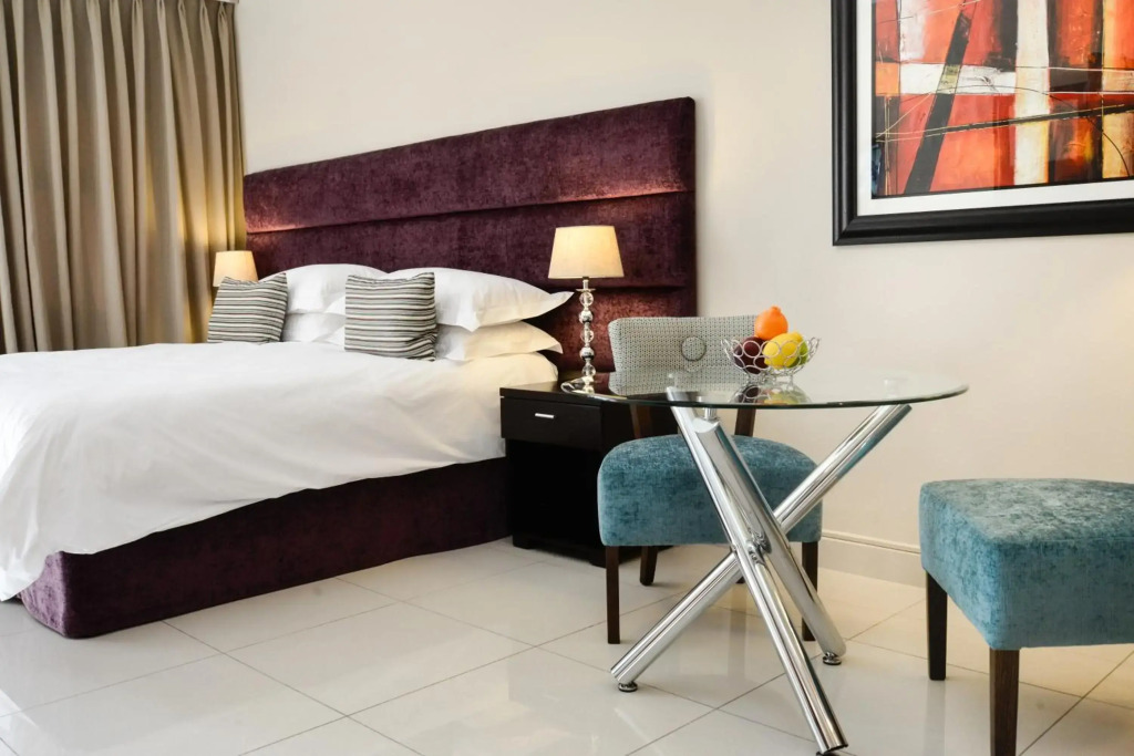 Vredenburg Boutique Lodge