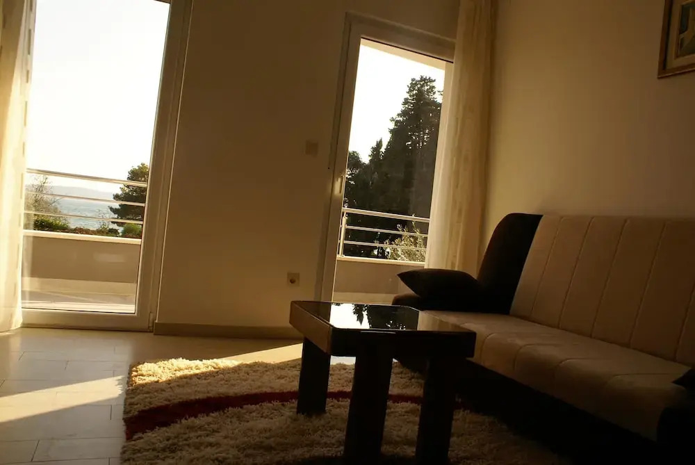 Apartments Villa Vetma