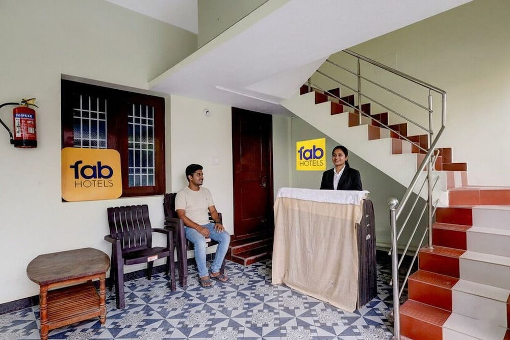 Fabhotel Dream Inn Mogappair East