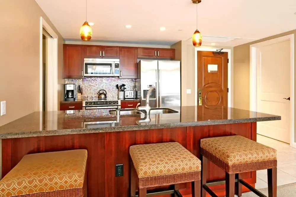 K B M Resorts- Hkk-443 Dual Master Suites, 2bd, Ocean Views, Easy Pool and Beach Access!