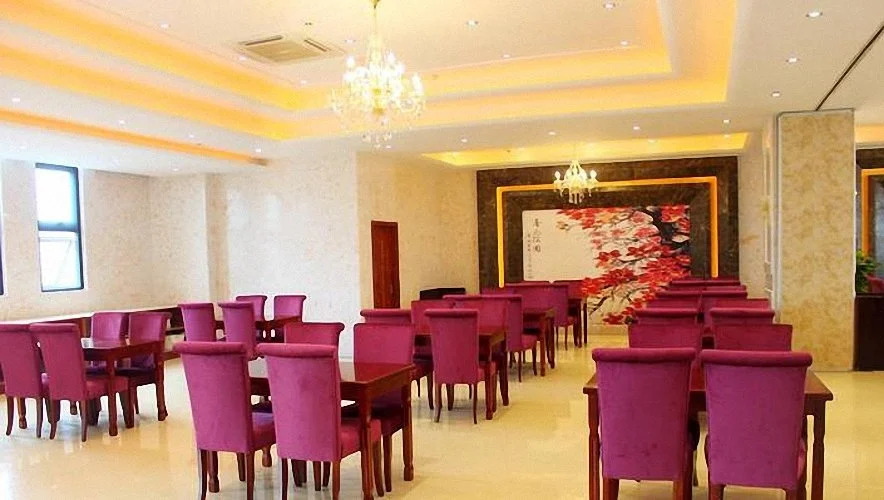Super 8 Hotel