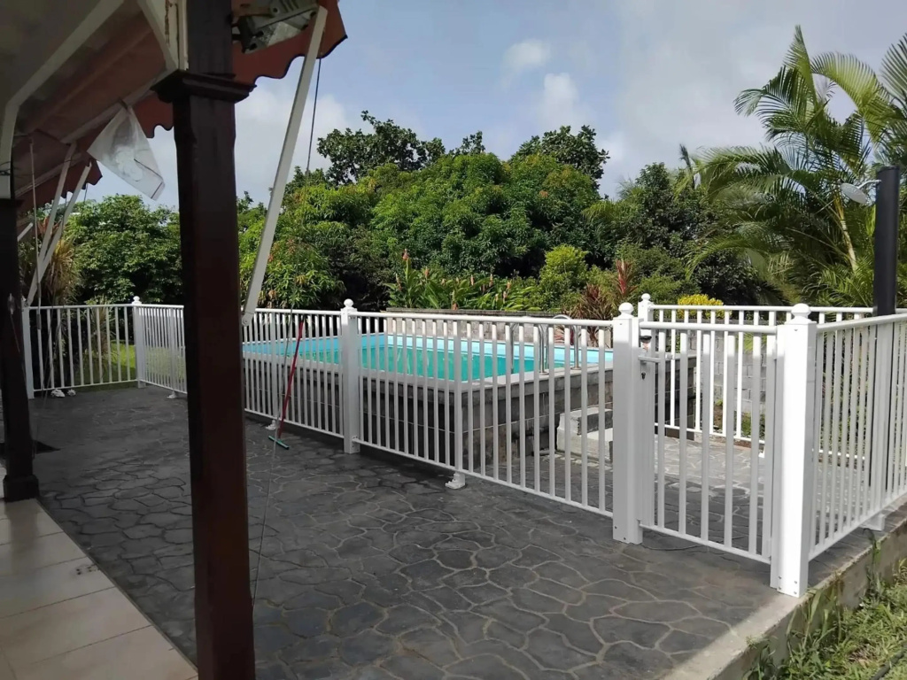 Villa de 3 chambres avec vue sur la mer piscine privee et jardin clos a Capesterre Belle Eau
