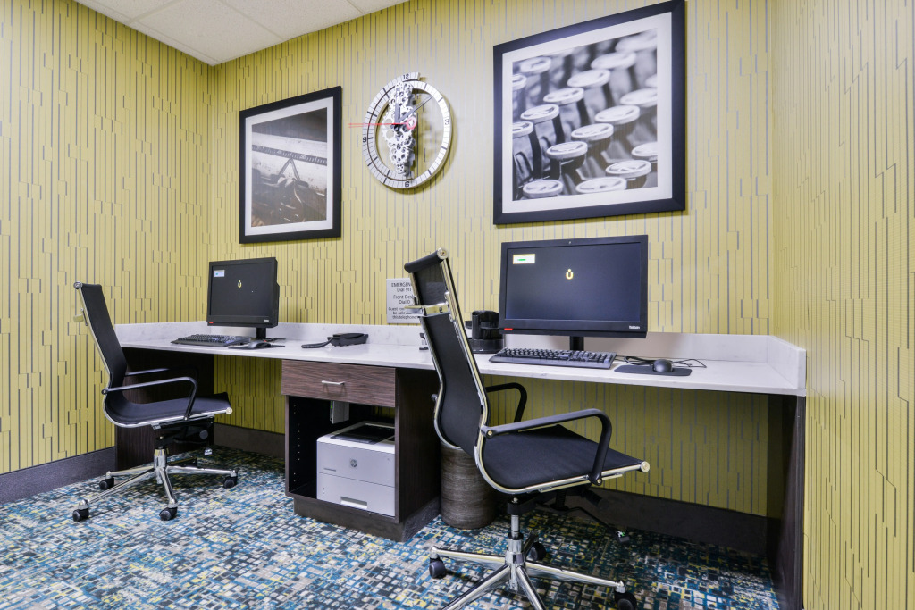 Hampton Inn Emporia, KS