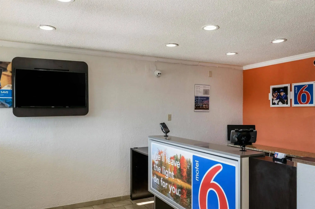 Motel 6 Florence, KY - Cincinnati Airport