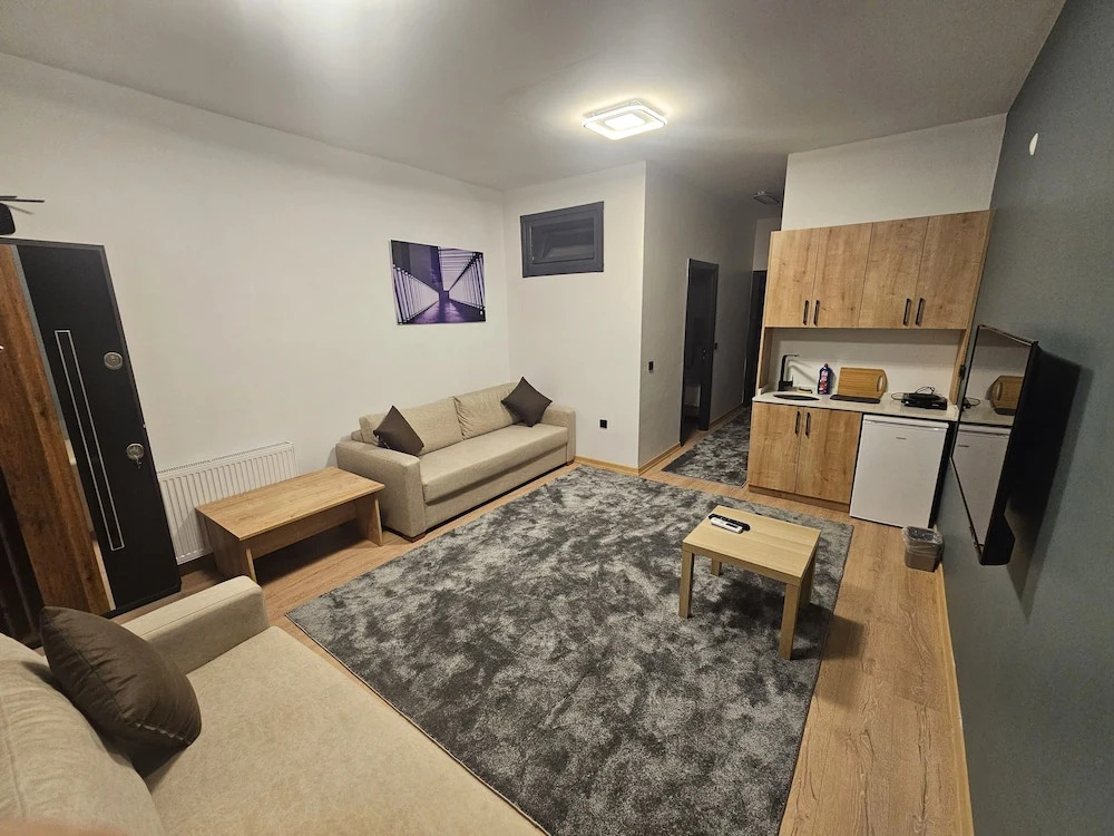 Апарт-отель Mia Mia Suites