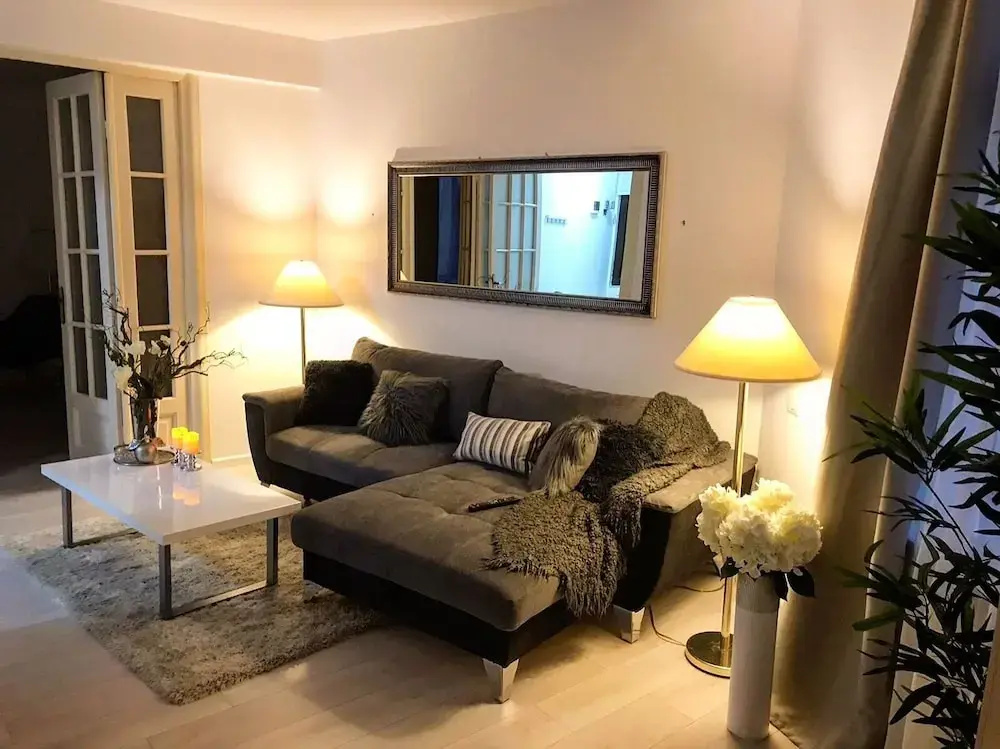 Metropole Apartments Invilla Old City