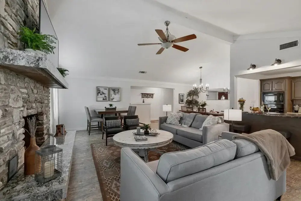 Gorgeous Home Near Wineries w/ Hot Tub & Fire Pit