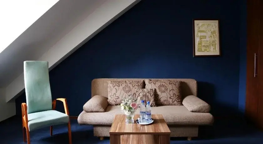 LONDON Boutique hotel & Restaurant