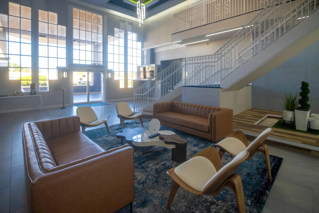 Clarion Inn & Suites Central Clearwater Beach
