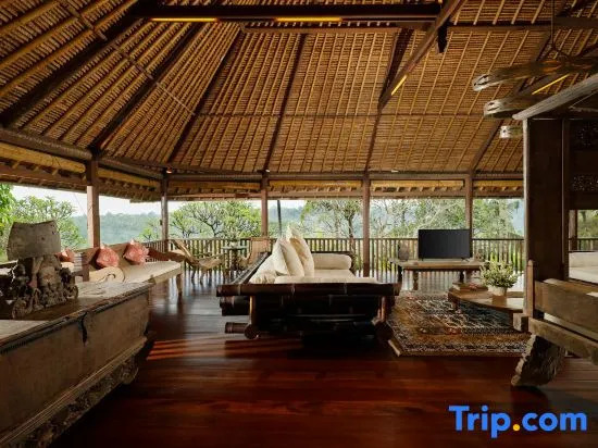 Villa Indah - 3 bedrooms, 3 bathrooms