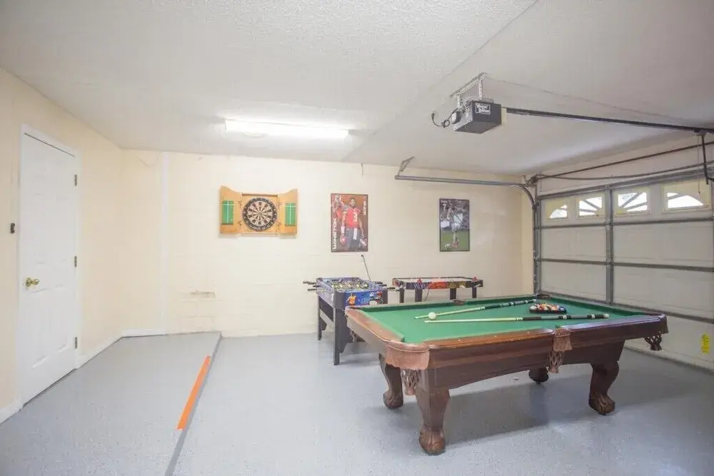 4BR Villa - 2833FB