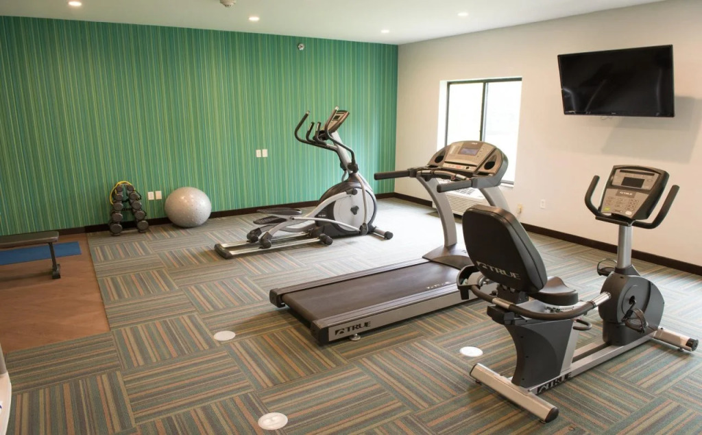 Holiday Inn Express Hotel & Suites Elkhart-South by IHG