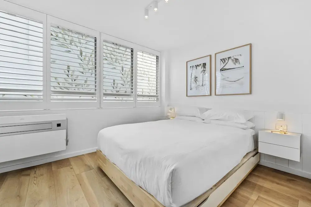 Studio3: Chic Bondi Abode With Pool & A/C