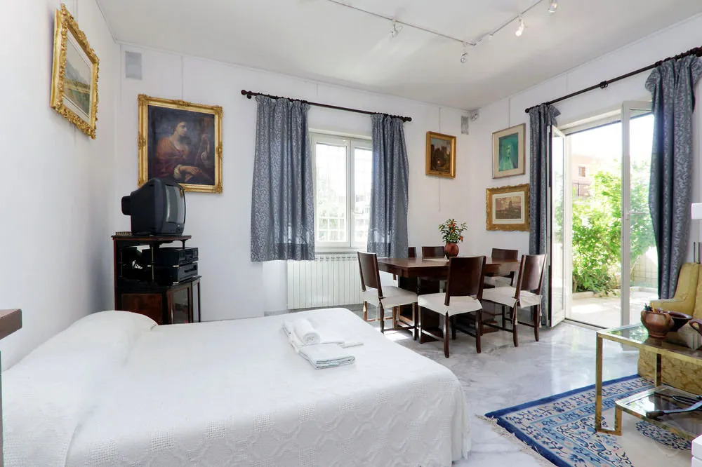 Vatican apartments - St.Peter's Basilica