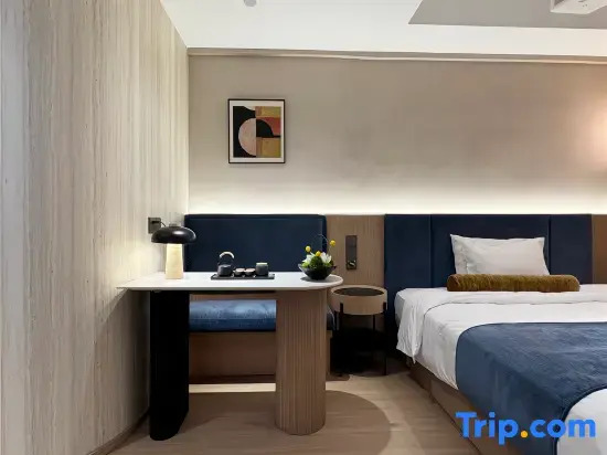 五悦悦心酒店上饶万力时代金龙岗青年艺术街区店 Wuyue Yuexin Hotel Shangrao Wanli Times Golden Dragon Hill Youth Art District Branch