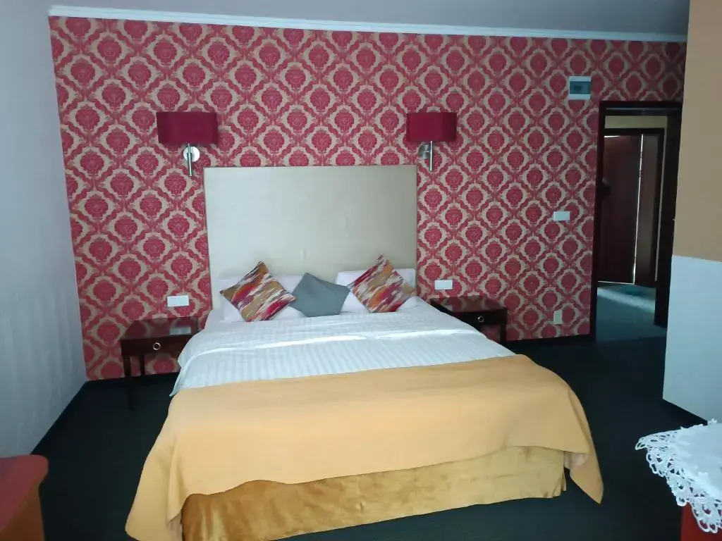 Amigo Hotel