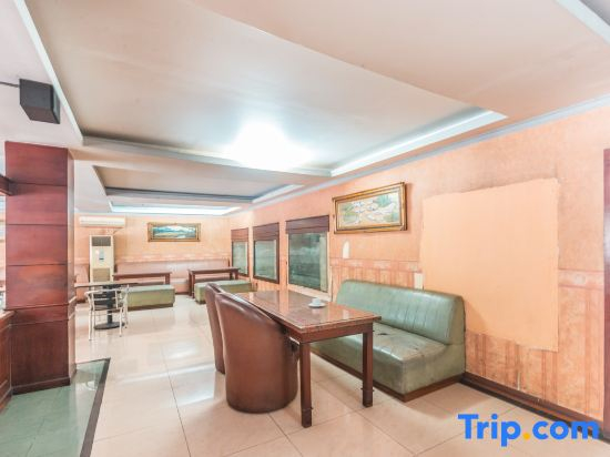 OYO 94759 Hotel Taman Cibinong