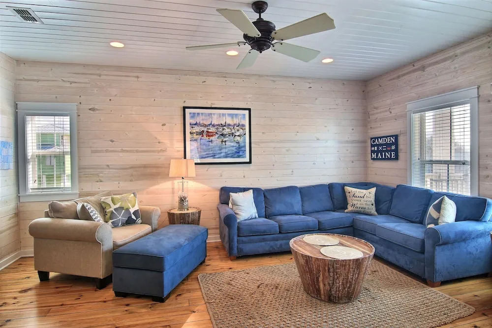 Fin and Feather by Silver Sands Vacation Rentals