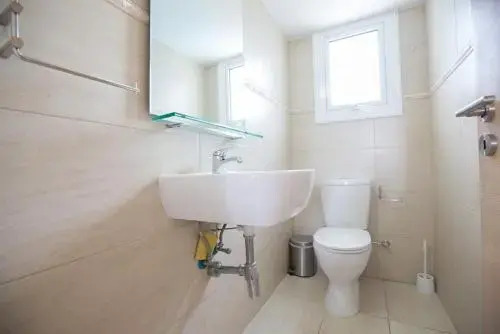 Beautiful 5 Star Holiday Villa in a Prime Location in Paralimni, Book Early To Secure Your Dates, Paralimni Villa 1242