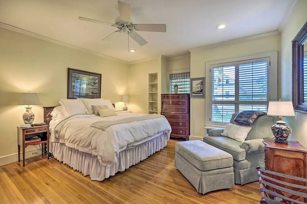 Lush Elkin Home w/ Porch Views & Pool Table
