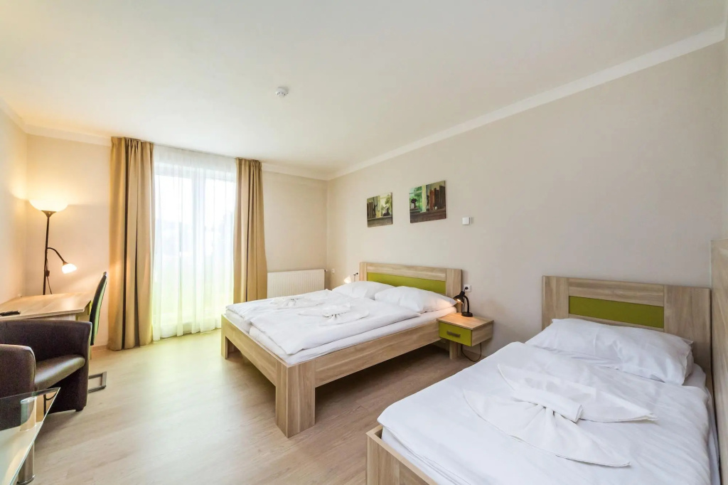 Nad Královnou Hotel & Restaurant