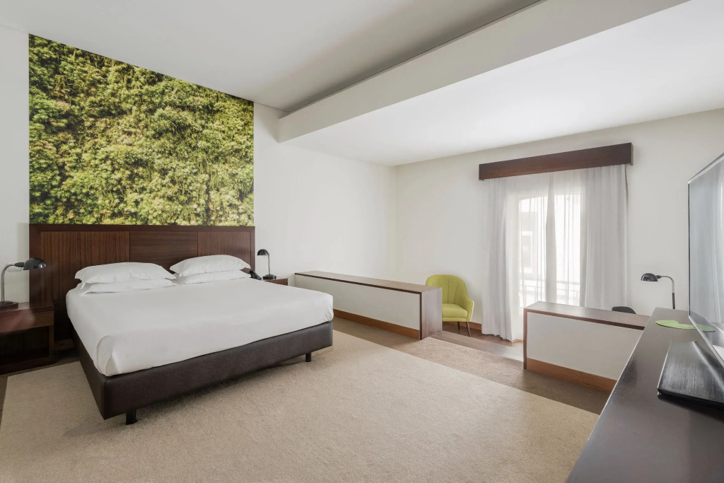 Neat Hotel Avenida