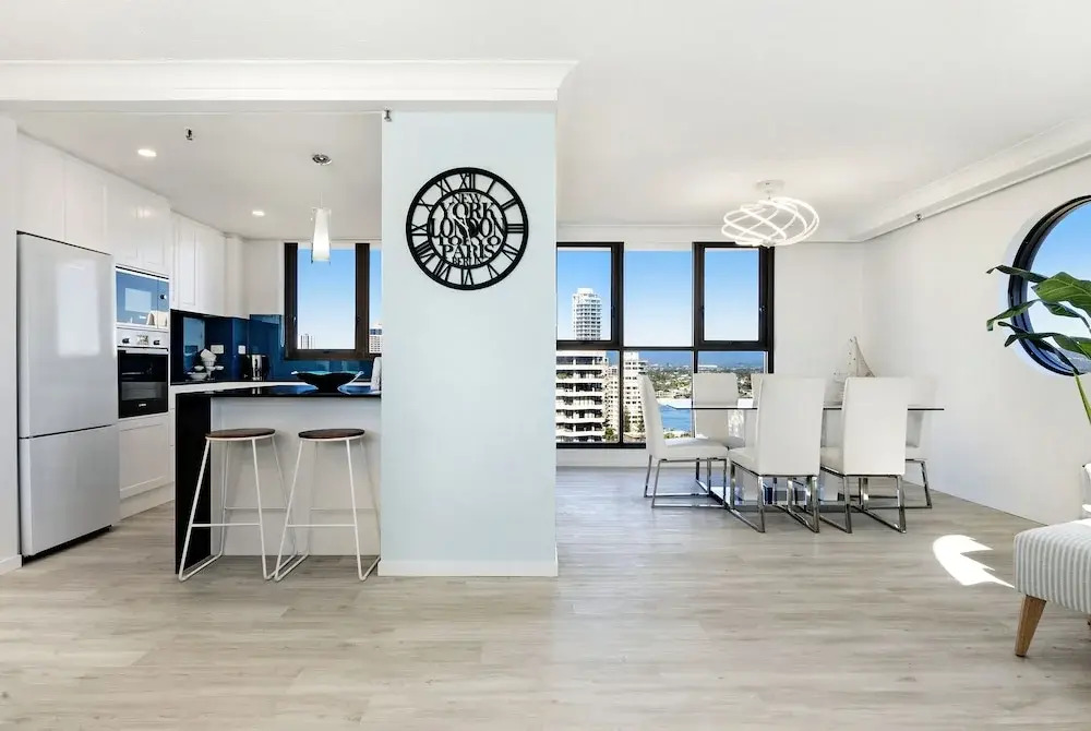 Acapulo 2 Bed Ocean View Surfers Paradise