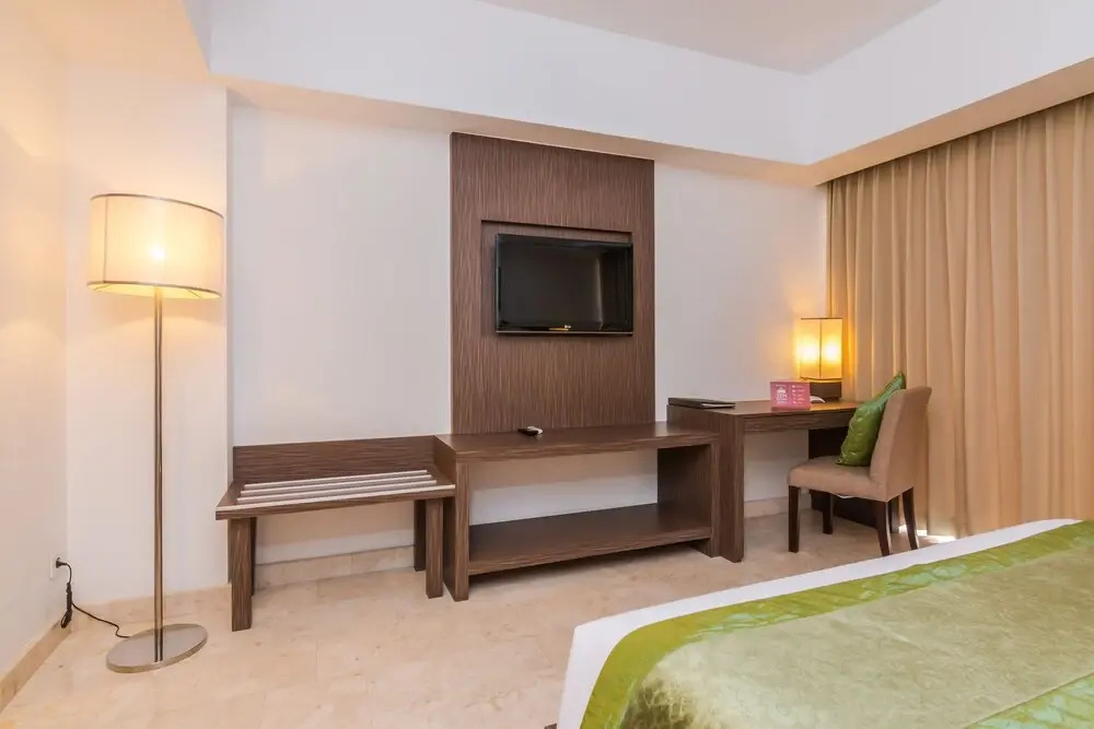 ZEN Rooms Raya Kuta 3