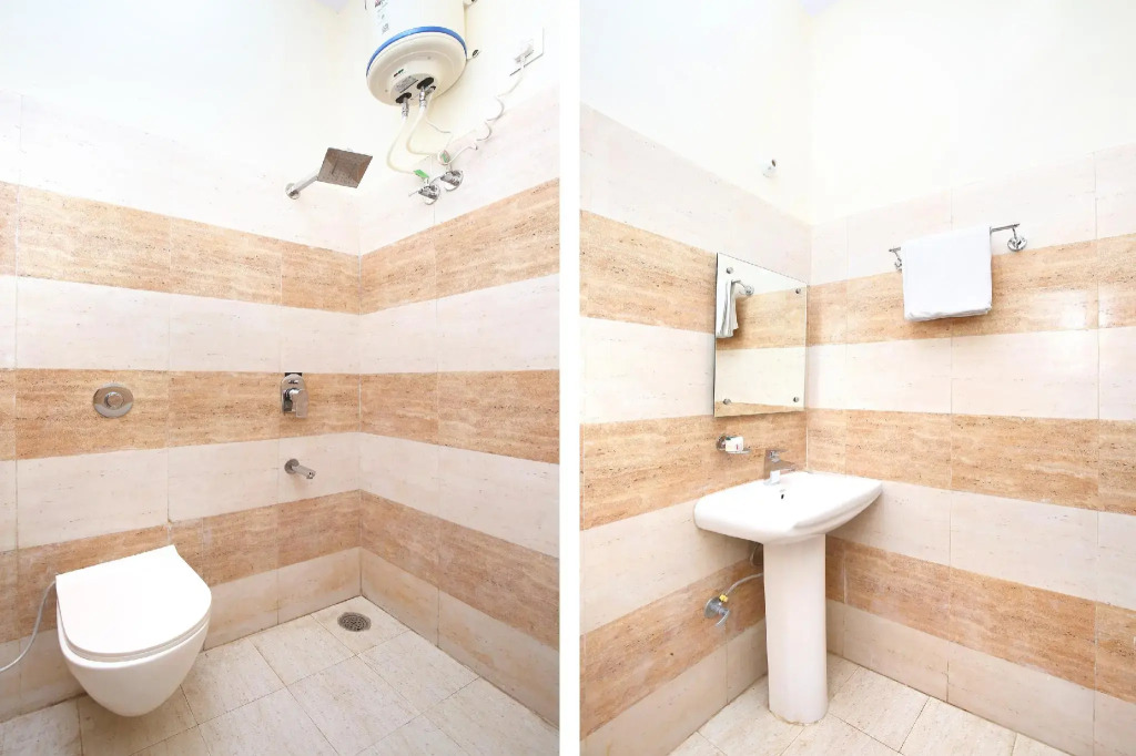 OYO 22332 Hotel Zs