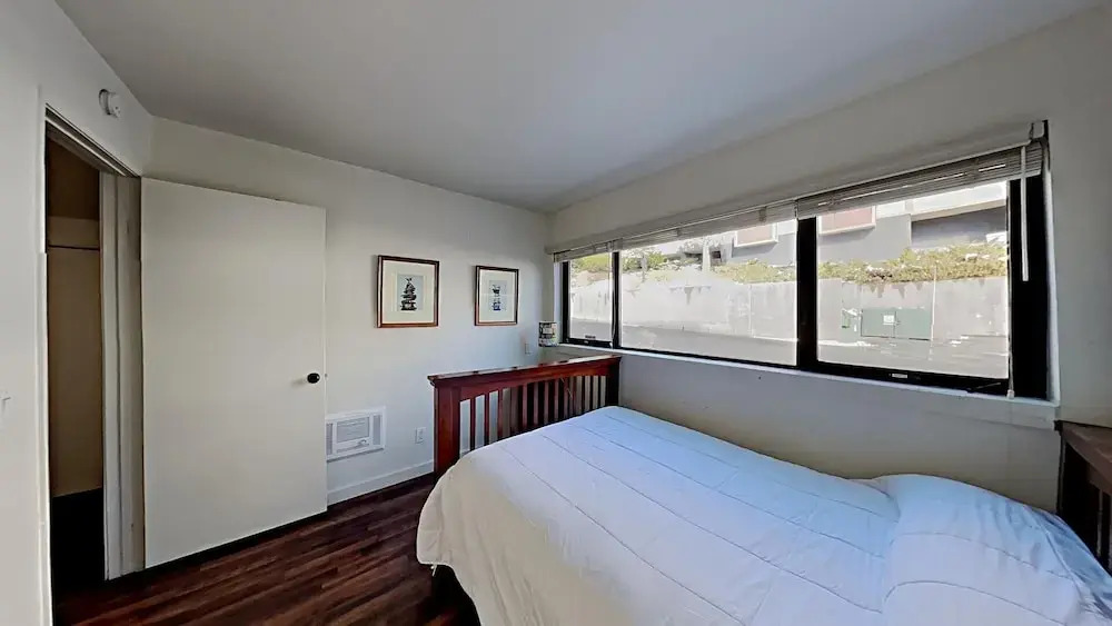 Spacious 2 Bedroom Home with Pool, 3 Hot Tubs, Sauna! by RedAwning