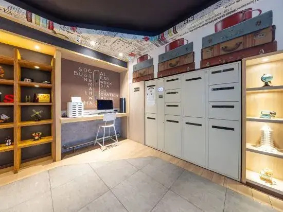 Ibis Hotel (Lanzhou Dongfanghong Square)